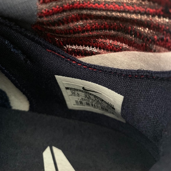 Nike Kobe 10 Elite American Size 10.5 main image 4